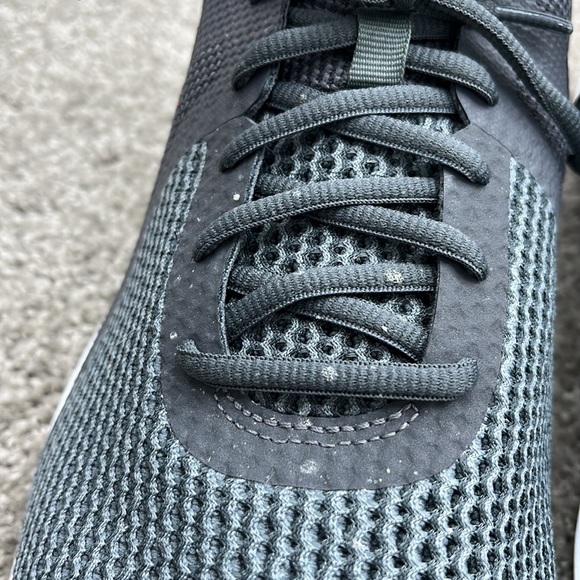 Nike Revolution 4 Gray Green Men’s size 15 - Picture 3 of 13